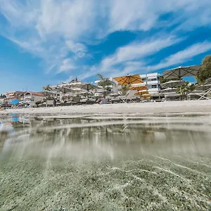 4* Otel Margarita Sea Side
